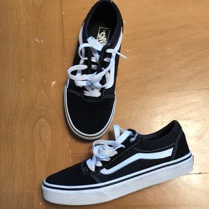 Youth size 3 Vans